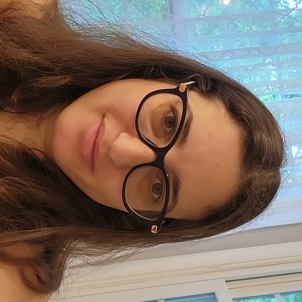 Meet your Posher, Maryana